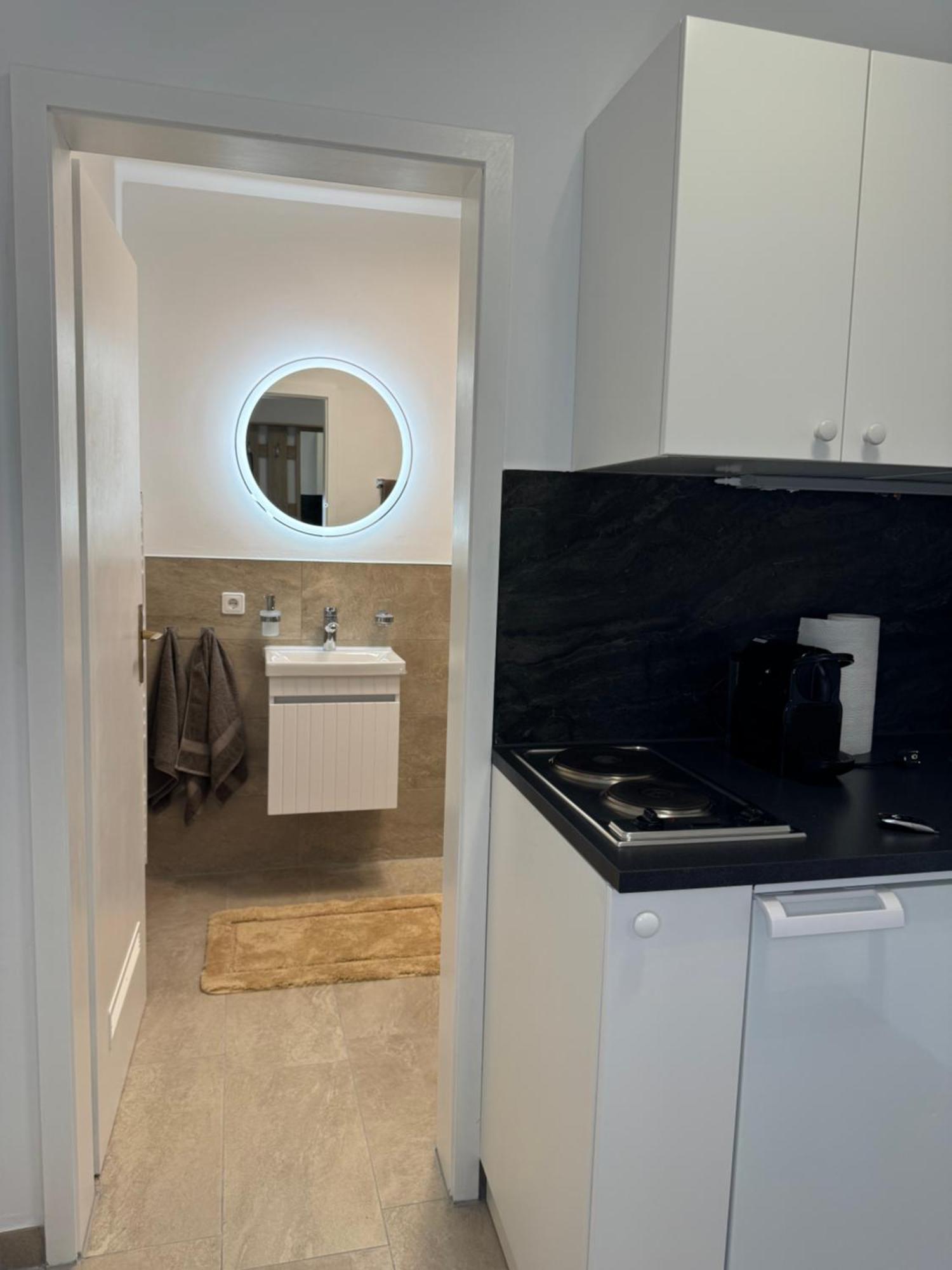 Deluxe Apartment 2 - Ruhe Oase - 1Zkb Balkon - Parkplatz Bad Nauheim Exteriér fotografie